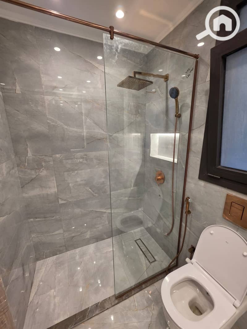 10 7776e0dc-4024-4b59-b32c-efbfdf7c9e64. jpeg