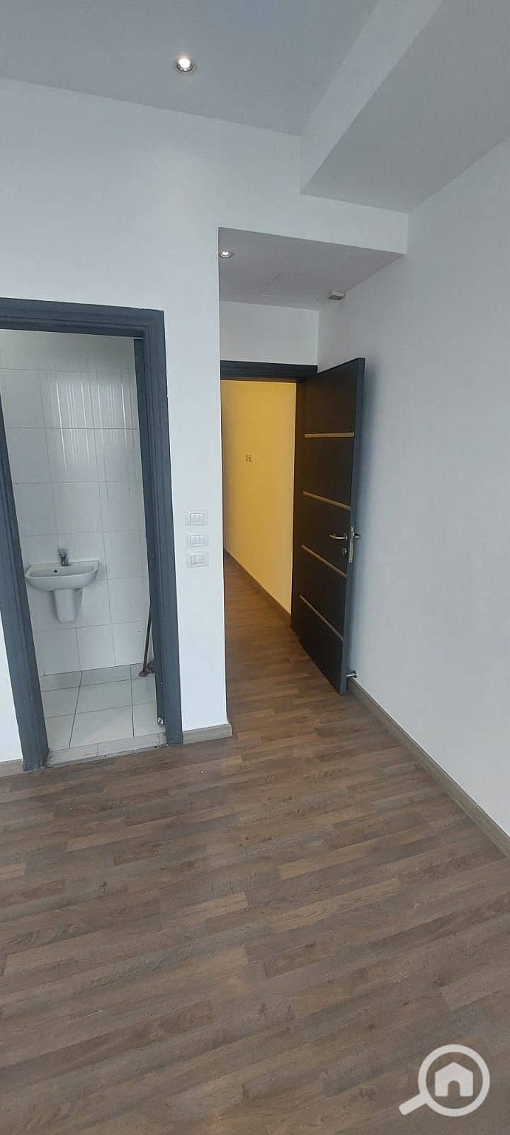 4 1001239624. jpg