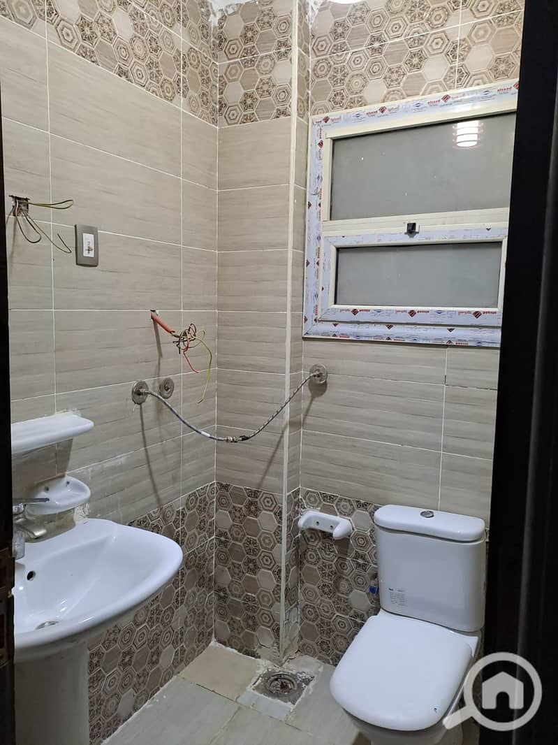 7 7d3d9f79-26b4-4e4a-b3cd-de7bd9191568. jpg
