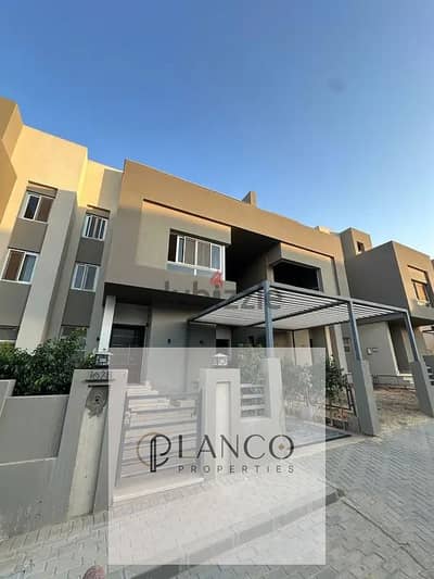 4 Bedroom Villa for Rent in Sheikh Zayed, Giza - WhatsApp Image 2026-08-11 at 5.16. 47 PM (11). jpeg 4 Bedroom Villa for Rent in Sheikh Zayed, Giza - WhatsApp Image 2026-08-11 at 5.16. 47 PM (11). jpeg