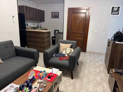 2 Bedroom Flat for Rent in Downtown Cairo, Cairo - شقه للإيجار بفرش فندقي بشارع القصر العيني الرئيسي وسط البلد