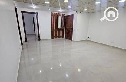 مکتب  للايجار في سموحة، الإسكندرية - WhatsApp Image 2026-09-15 at 5.27. 42 PM. jpeg