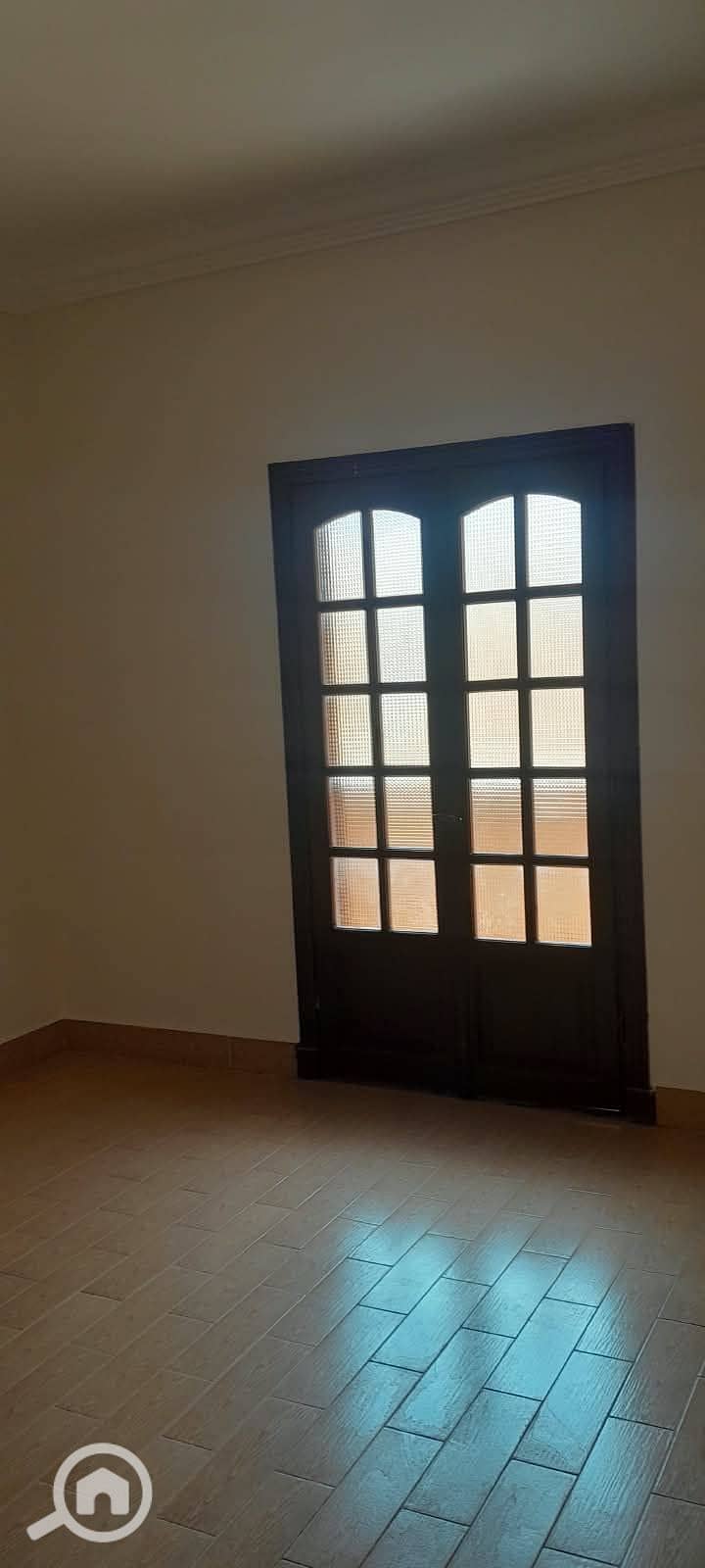12 1000466044. jpg