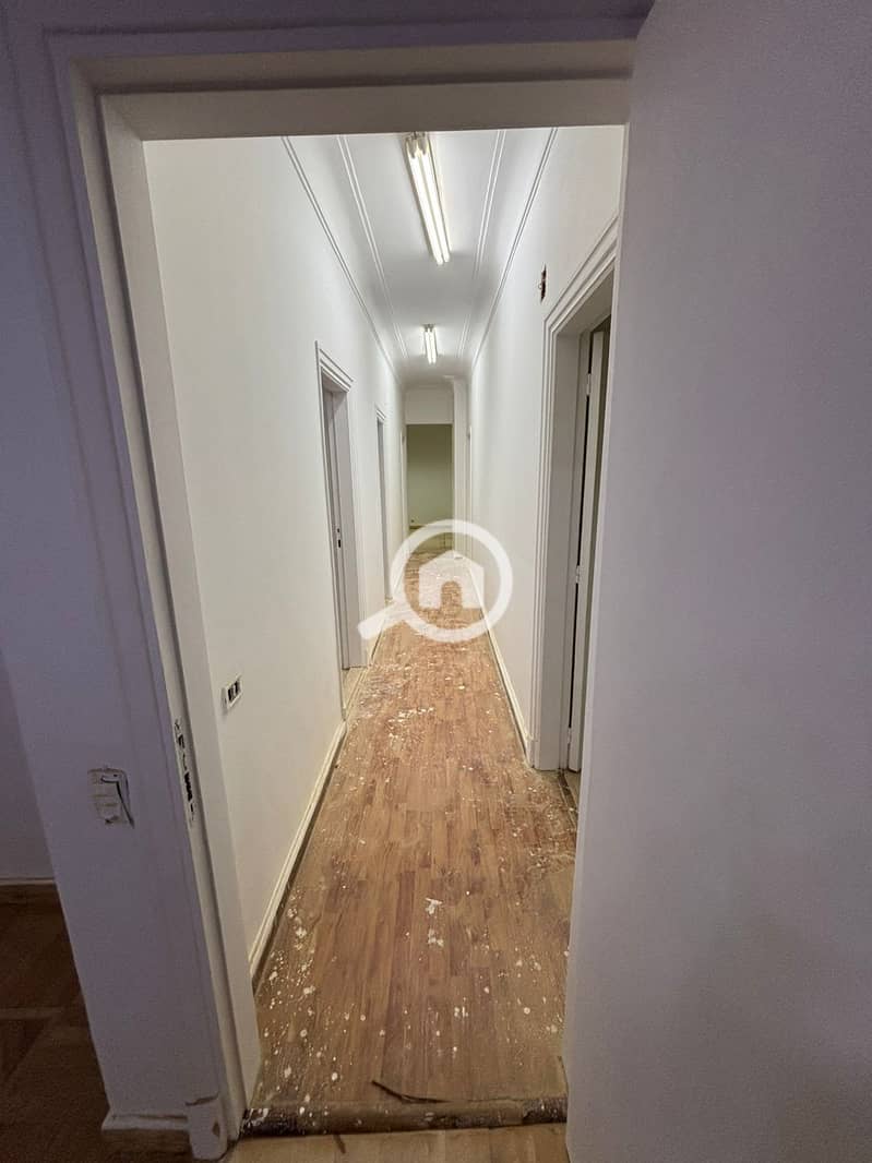 4 1000337285. jpg