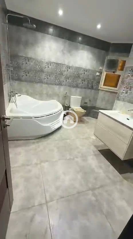 3 1000344866. jpg