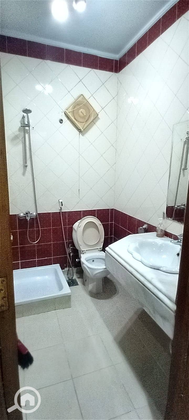 9 1000256424. jpg