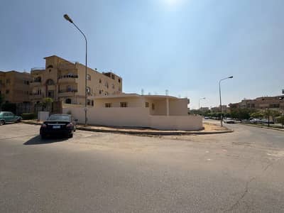 فیلا 10+ غرف نوم للبيع في العبور، القاهرة - فيلا للبيع بالحي الرابع - العبور فیلا 10+ غرف نوم للبيع في العبور، القاهرة - فيلا للبيع بالحي الرابع - العبور