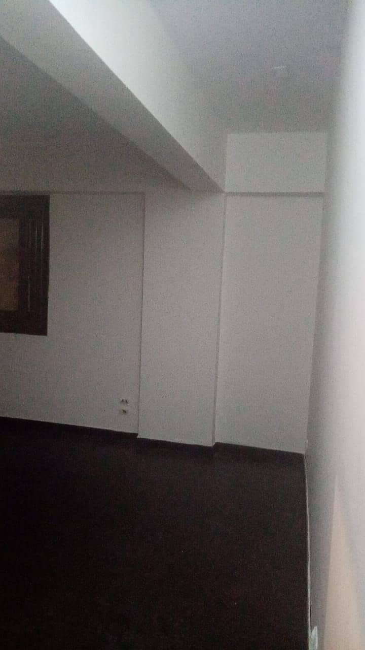 8 8. jpeg