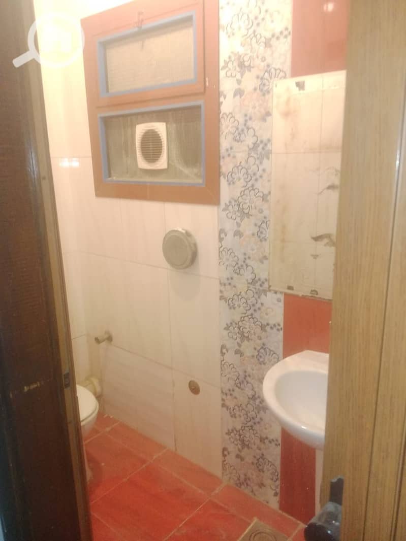 7 183c3d61-4ad6-4aee-aa7d-71bc99c95488. jpeg