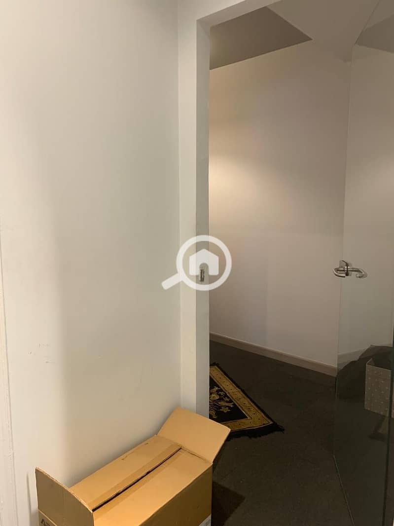 20 36a1b08d-f222-4e39-b9aa-f30b07150e30. jpeg