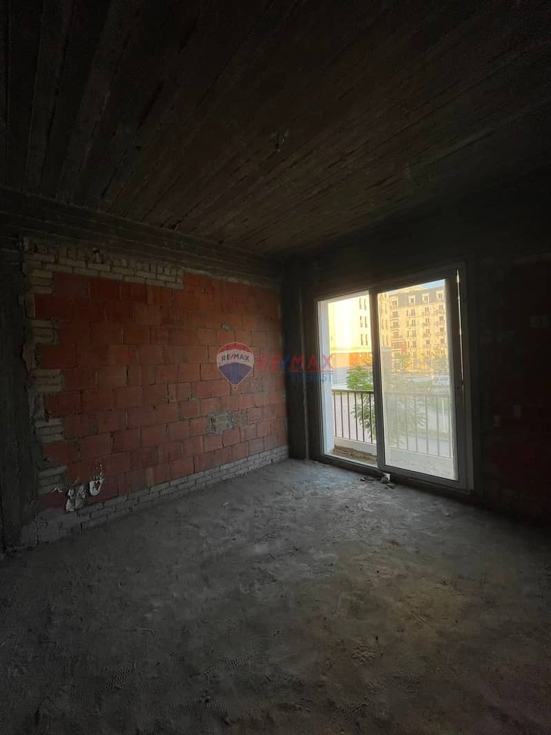 6 WhatsApp Image 2026-09-16 at 10.12. 50 (3). jpeg