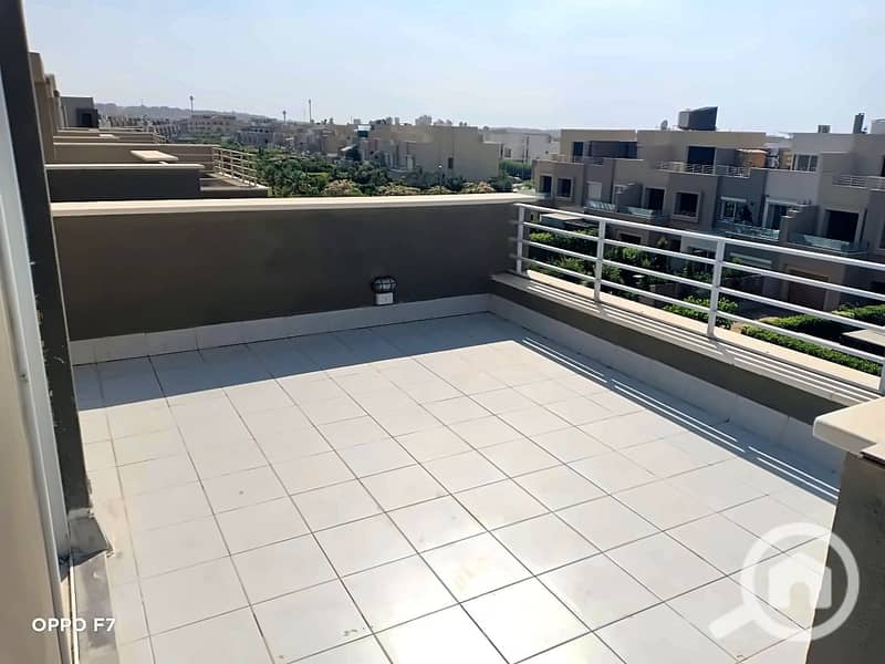 8 villa_02. jpg
