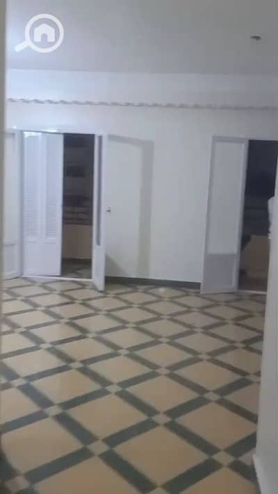 3 Bedroom Apartment for Sale in Helmeyat El Zaytoun, Cairo - e3b45059-f952-461a-b4d1-bc7f4627845a. jpg