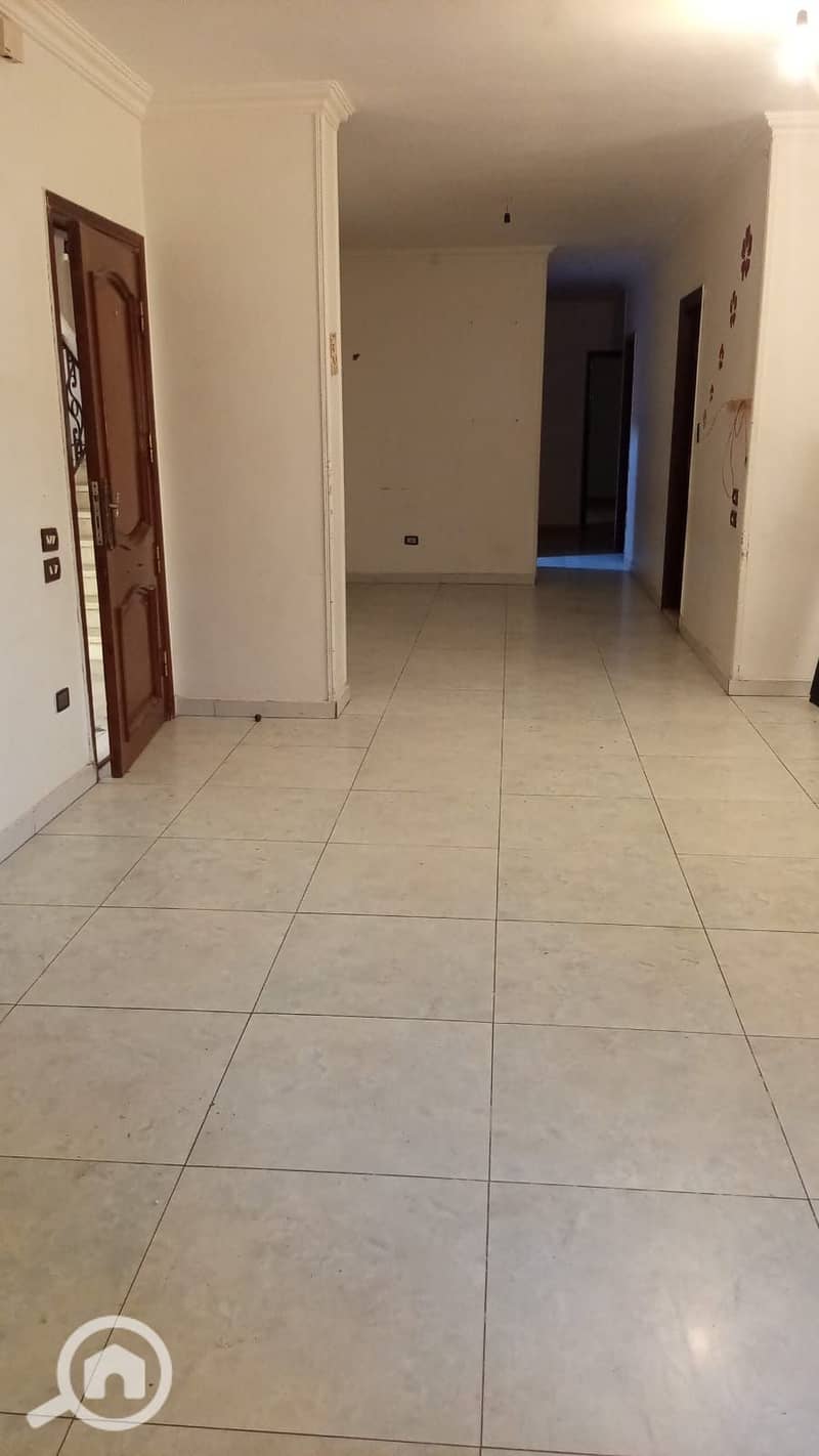 2 1000393780. jpg