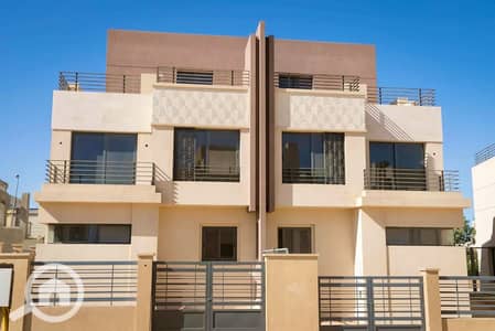 4 Bedroom Villa for Sale in Sheikh Zayed, Giza - IMG_8492. jpg