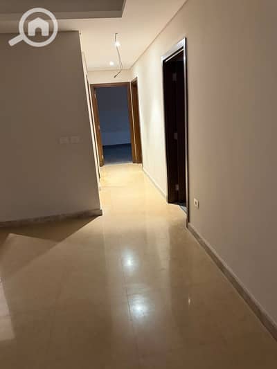 شقة 3 غرف نوم للايجار في الشيخ زايد، الجيزة - 134741a9-a39b-4287-8054-90644a4b74a4. jpeg