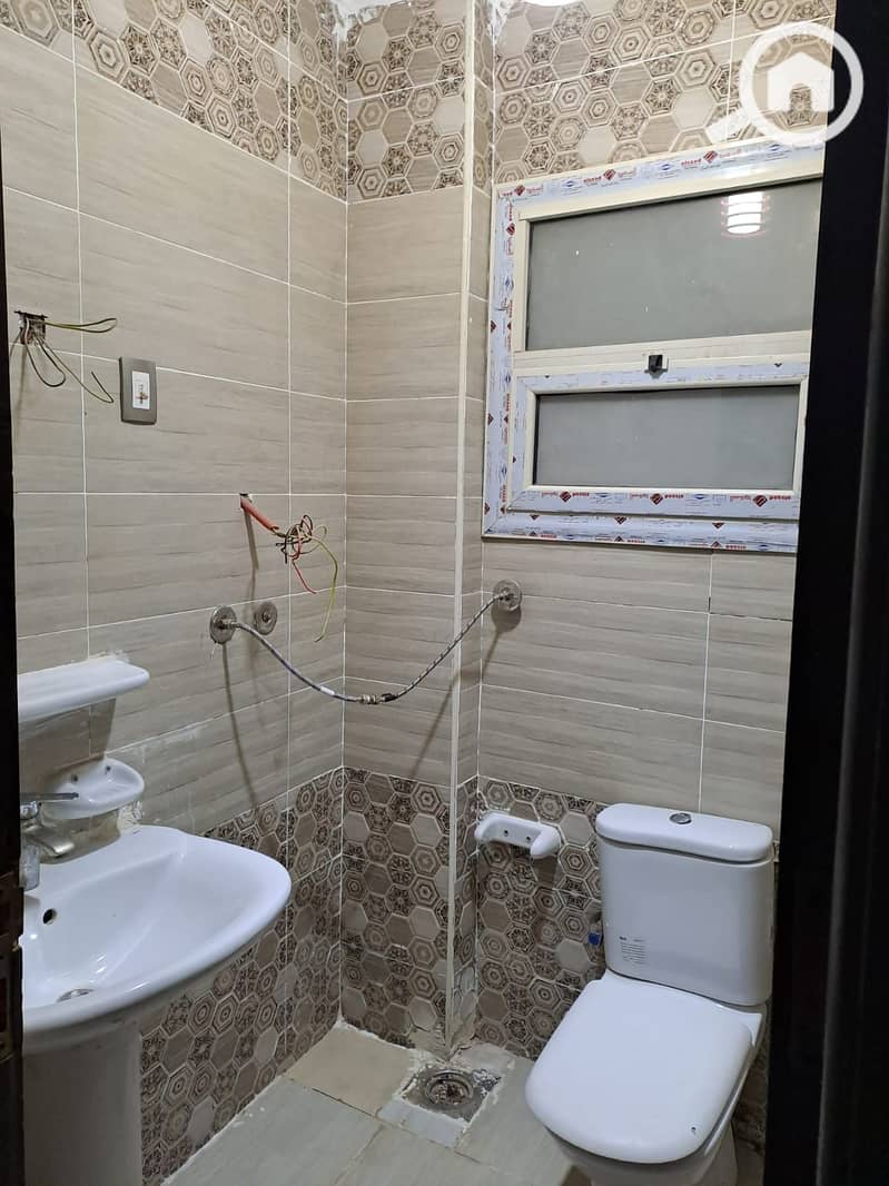 3 7d3d9f79-26b4-4e4a-b3cd-de7bd9191568. jpg