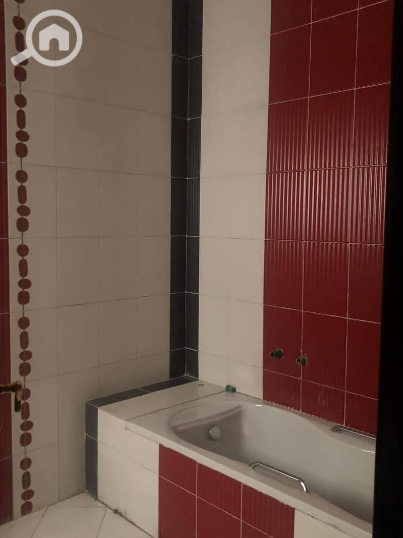 6 1000448363. jpg