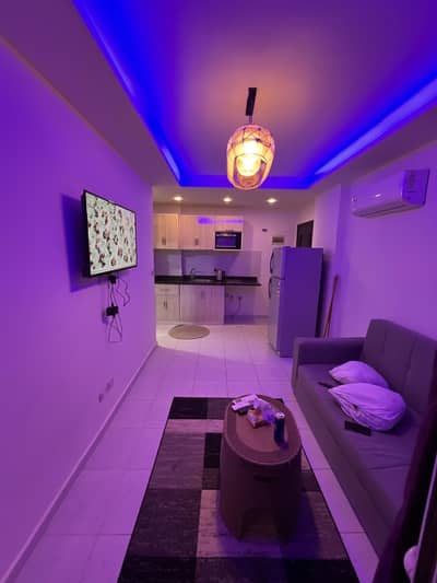 Studio for Sale in North Coast, Matruh - للبيع 2 استوديو 47 متر جنب بعض مفروش مكيف بورتو جولف العالمين