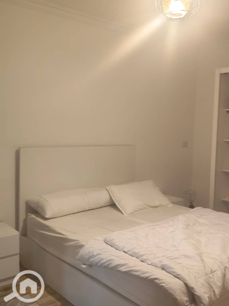12 460770. jpg