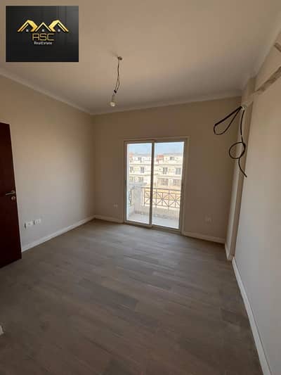 فیلا 4 غرف نوم للبيع في 6 اكتوبر، الجيزة - WhatsApp Image 2026-09-16 at 13.28. 24 (2). jpeg