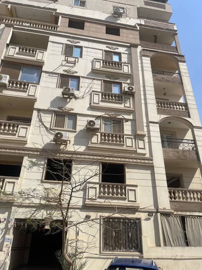 2 Bedroom Apartment for Sale in Mokattam, Cairo - الحي الاول الهضبة الوسطي بجوار محور ياسر رزق وطه حسين 2 Bedroom Apartment for Sale in Mokattam, Cairo - الحي الاول الهضبة الوسطي بجوار محور ياسر رزق وطه حسين