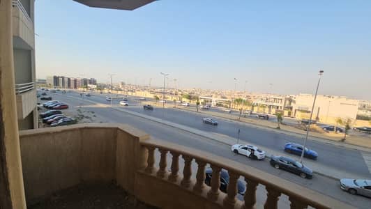 3 Bedroom Apartment for Sale in New Cairo, Cairo - 220 sqm Apartment in North Lotus, Directly Opposite Platinum Club, 3 Bedroom Apartment for Sale in New Cairo, Cairo - 220 sqm Apartment in North Lotus, Directly Opposite Platinum Club,