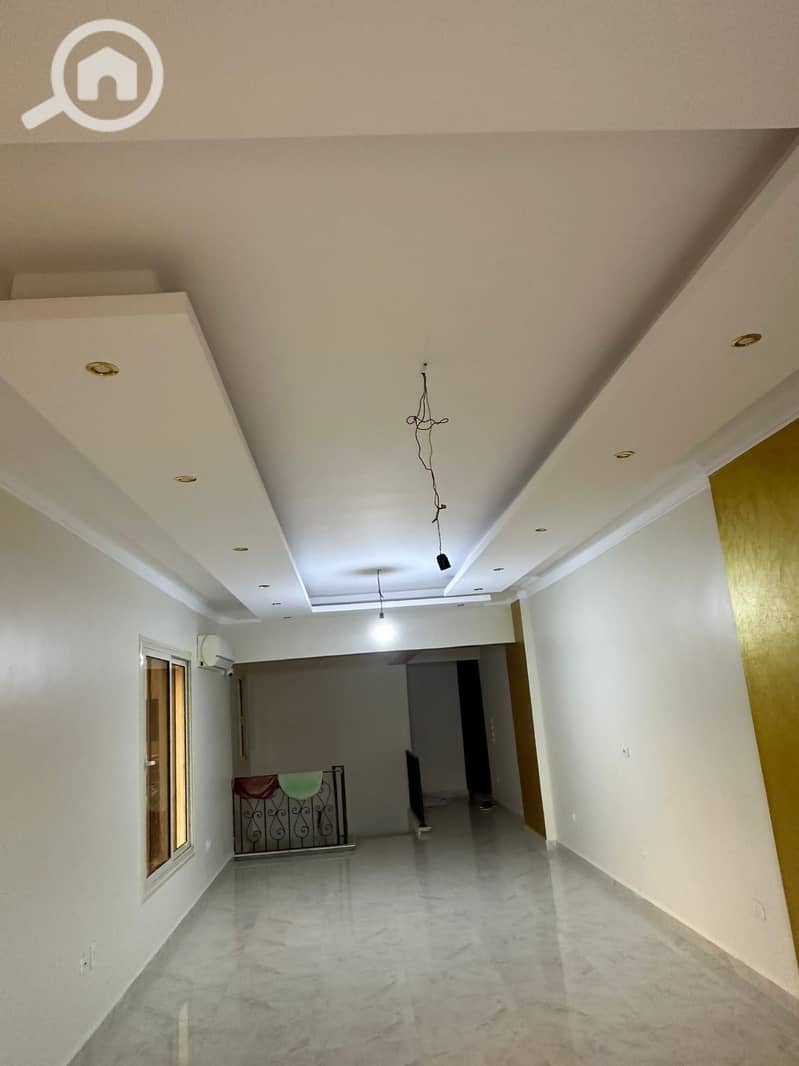 9 e7afa3d0-e7ac-44ea-9045-cdd6273ee886. jpg