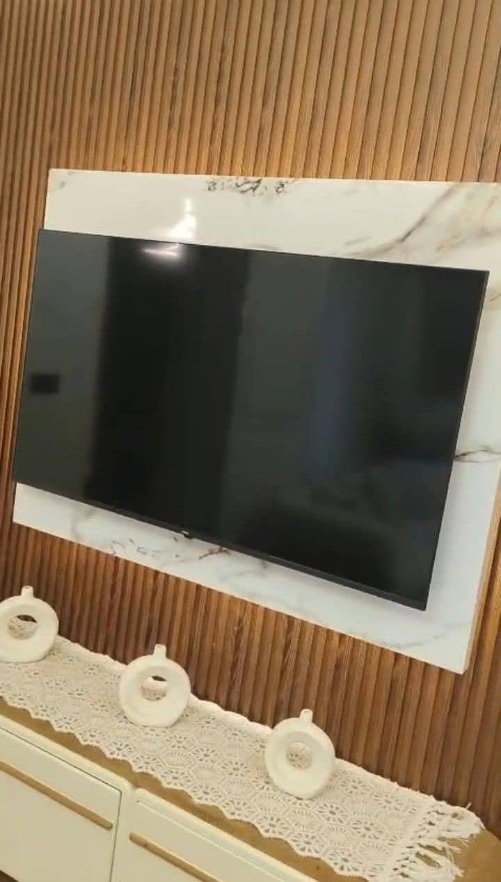 2 4. jpeg