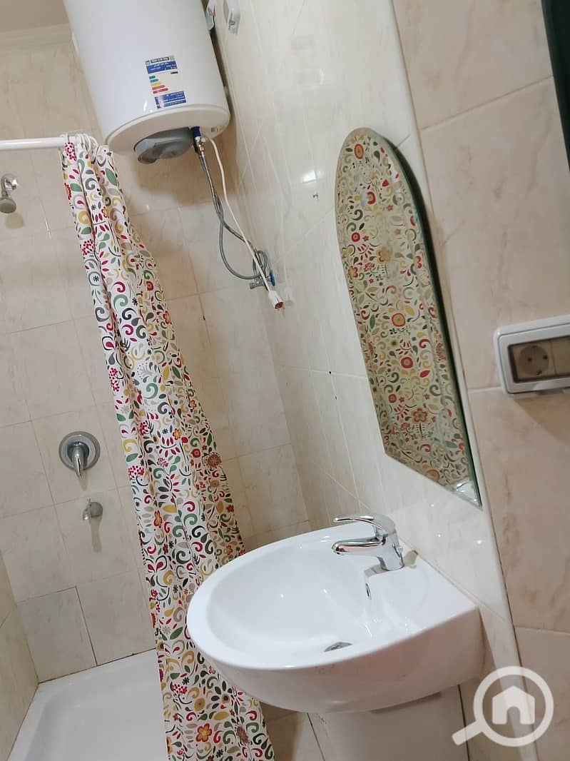 11 1000825013. jpg
