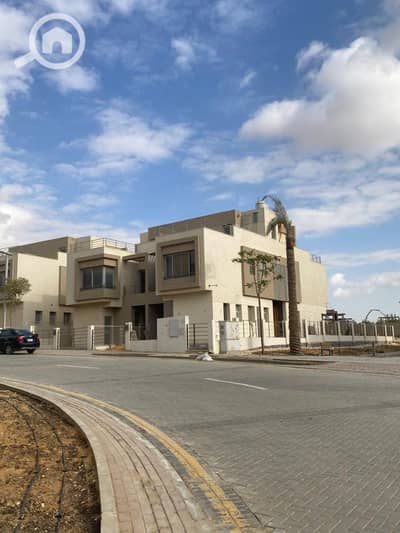 4 Bedroom Twin House for Sale in New Cairo, Cairo - 61f7c559-5f3b-4985-9e9e-e32956c4416b. jpg