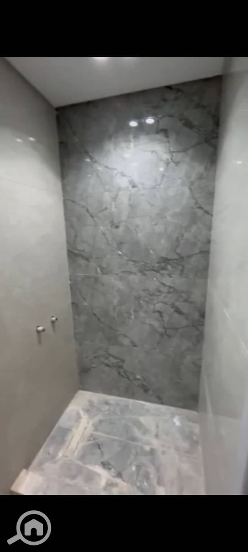 4 1001331791. jpg
