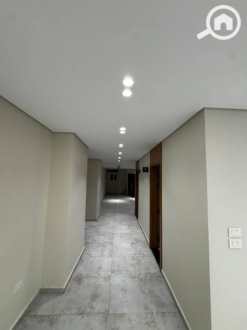 2 1000375905. jpg