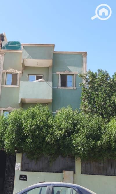 6 Bedroom Villa for Sale in Hadayek October, Giza - 4b71b90a-4659-4f2c-b4d4-007a18bd082f. jpeg 6 Bedroom Villa for Sale in Hadayek October, Giza - 4b71b90a-4659-4f2c-b4d4-007a18bd082f. jpeg