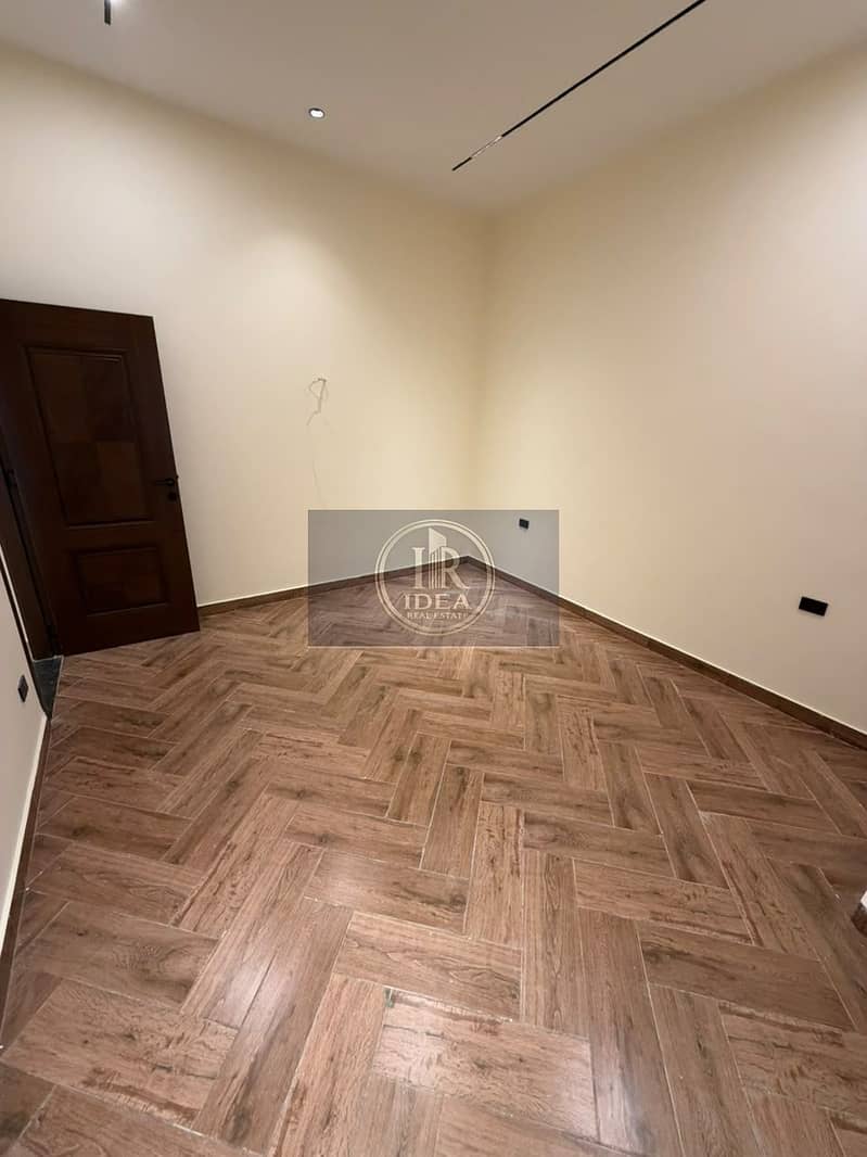 4 1000509158. jpg