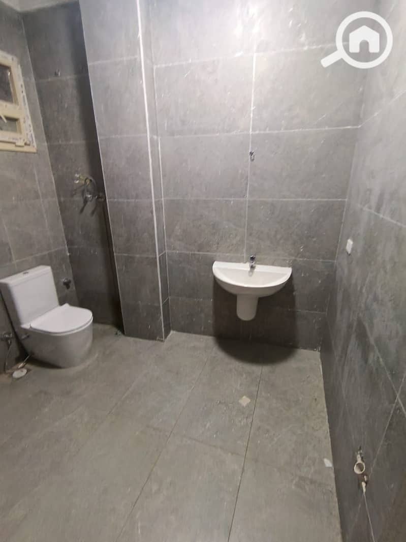 9 983282. jpg