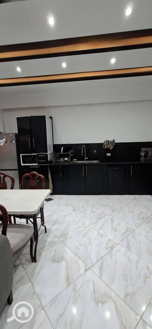 11 6d9a6cc4-644e-4e5c-93bb-6db9cab90eba. jpg