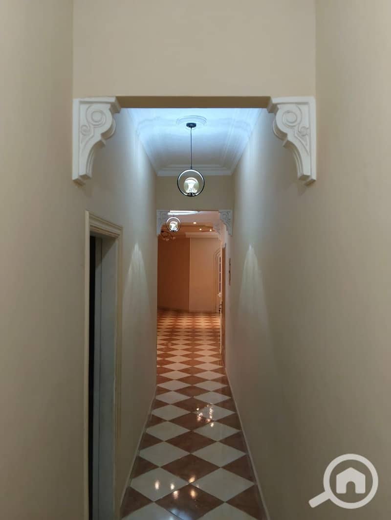4 1000812407. jpg
