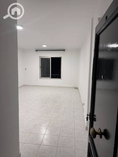 شقة 2 غرفة نوم للايجار في القاهرة الجديدة، القاهرة - 63b44d01-44f2-468d-bddb-849bb512785e. jpg شقة 2 غرفة نوم للايجار في القاهرة الجديدة، القاهرة - 63b44d01-44f2-468d-bddb-849bb512785e. jpg