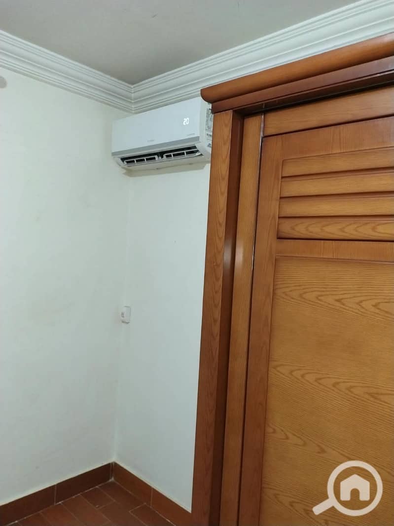4 1000376913. jpg