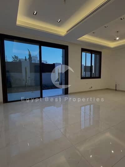 3 Bedroom Flat for Sale in New Cairo, Cairo - b7fbb159-15b0-4ee3-9f55-a9955bf80586. jpg 3 Bedroom Flat for Sale in New Cairo, Cairo - b7fbb159-15b0-4ee3-9f55-a9955bf80586. jpg