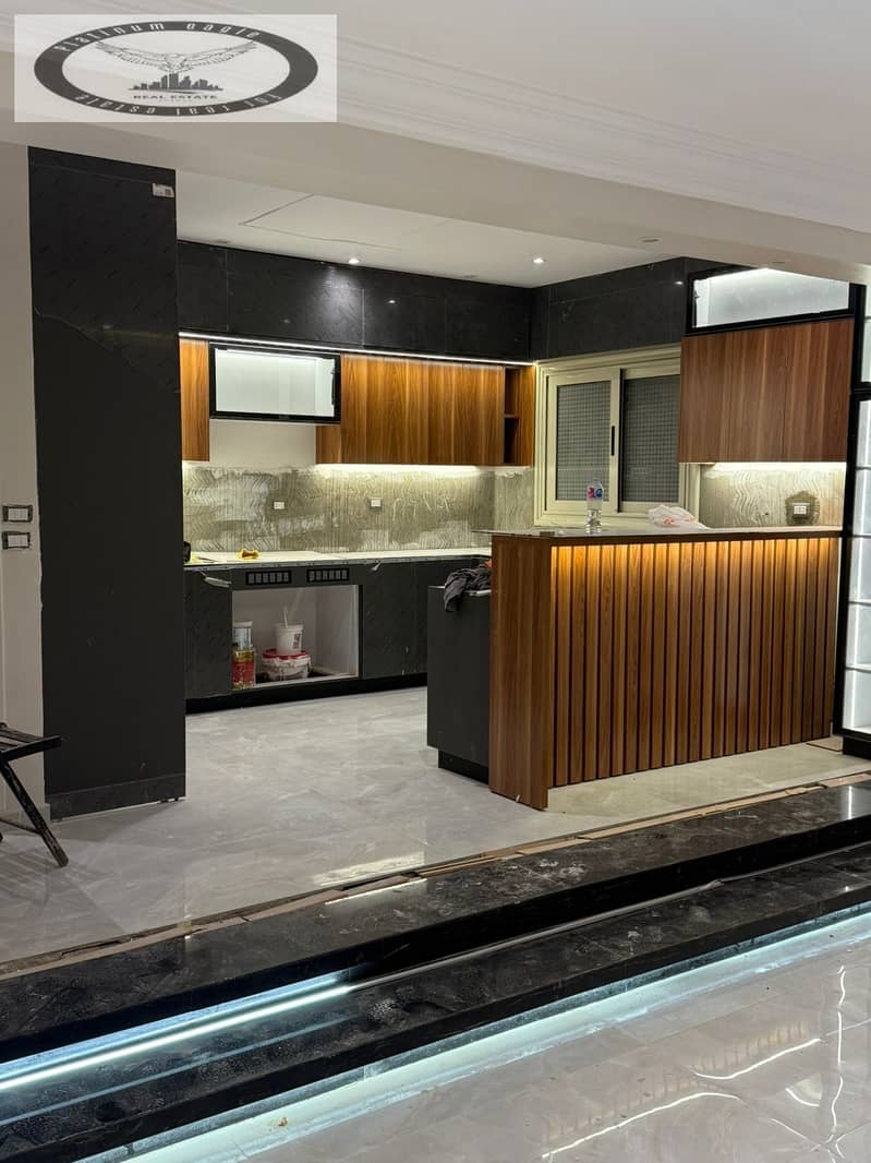 13 e406cad5-0504-460c-b888-5fa73673be17. jpg