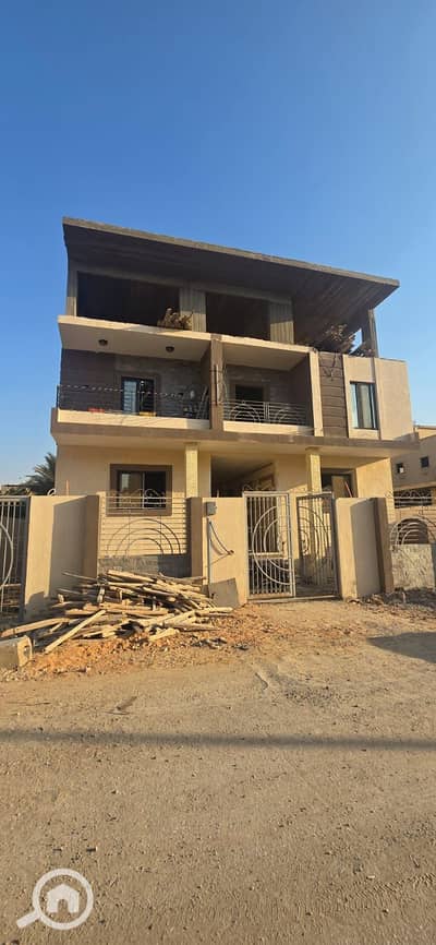 شقة 4 غرف نوم للبيع في مدينة الشروق، القاهرة - WhatsApp Image 2026-09-01 at 5.44. 11 PM (1). jpeg
