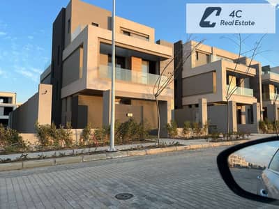 4 Bedroom Townhouse for Sale in New Capital City, Cairo - 487140227_1091540342990668_1939028721409384261_n. jpg 4 Bedroom Townhouse for Sale in New Capital City, Cairo - 487140227_1091540342990668_1939028721409384261_n. jpg