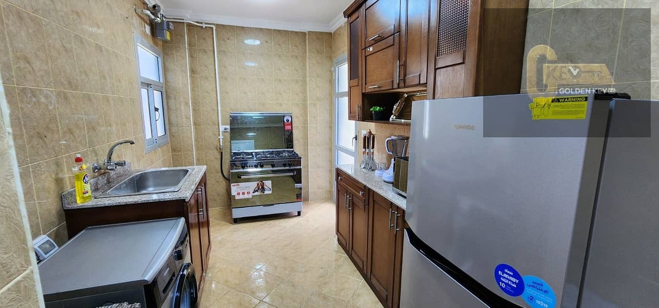 19 9e7d2026-8d05-4ab0-9d91-c2756e7eeb53. jpg