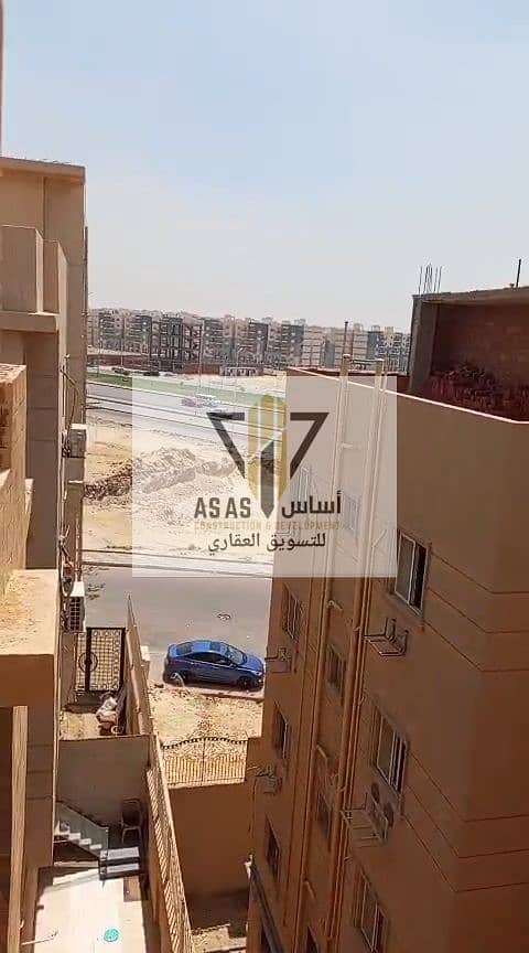 2 62779. jpg