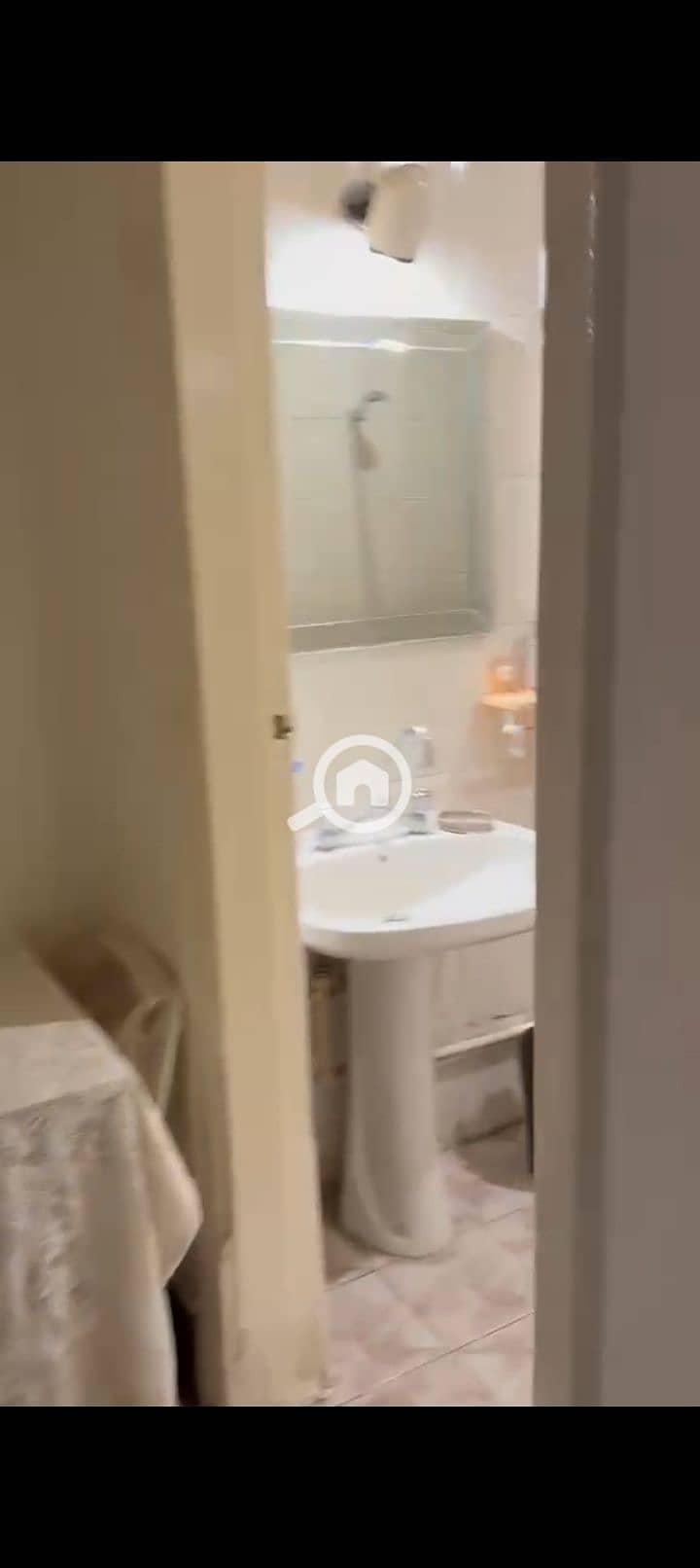 8 1000255998. jpg