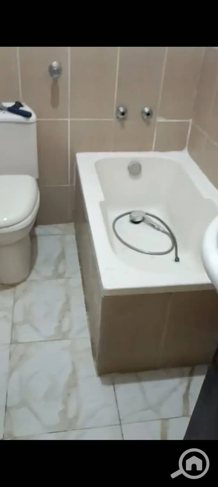 25 1001126656. jpg