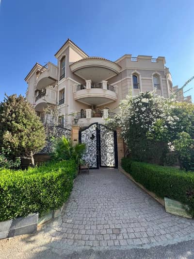 10+ Beds Villa for Sale in 6th of October, Giza - فيلا مفروشة للبيع فاخرة سوبر لوكس في غرب سوميد الارض 650م –1200م مباني 10+ Beds Villa for Sale in 6th of October, Giza - فيلا مفروشة للبيع فاخرة سوبر لوكس في غرب سوميد الارض 650م –1200م مباني