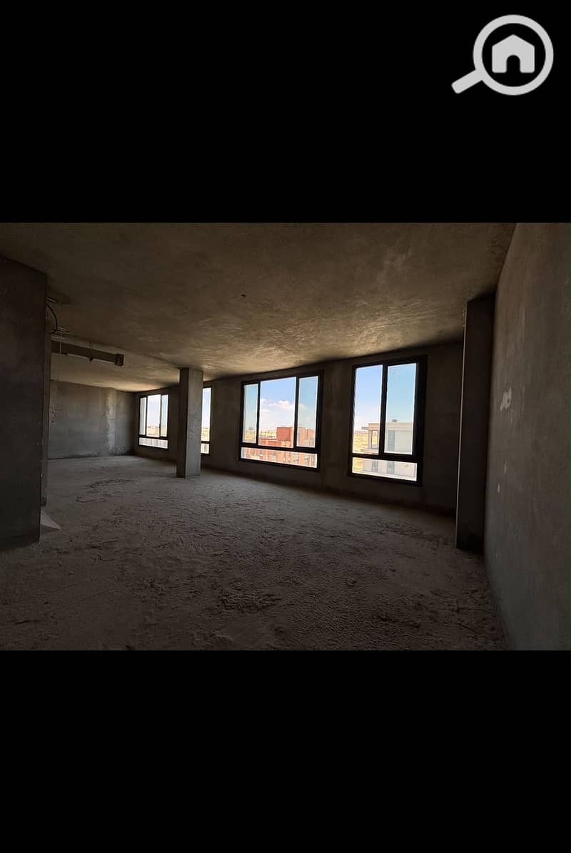 12 17ca3430-3eaa-47ef-9e2a-8c058e62646e. jpeg